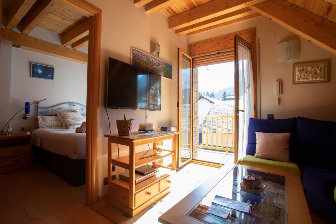 Apartamento Con Encanto Vielha Exterior photo